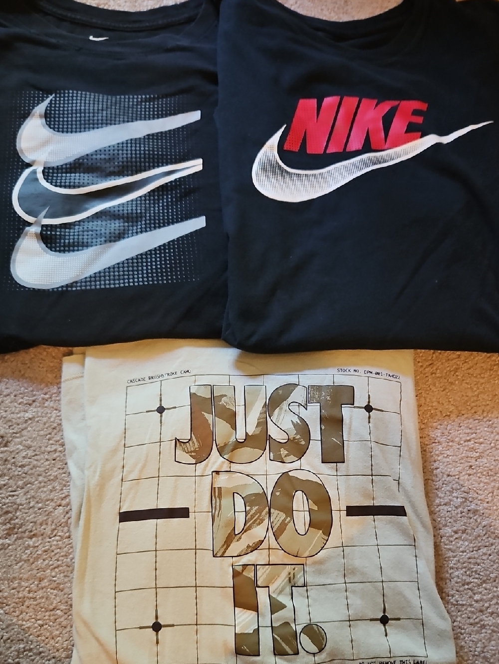 A Bundle Of 3 Nike Graphic Tees (All XL)
